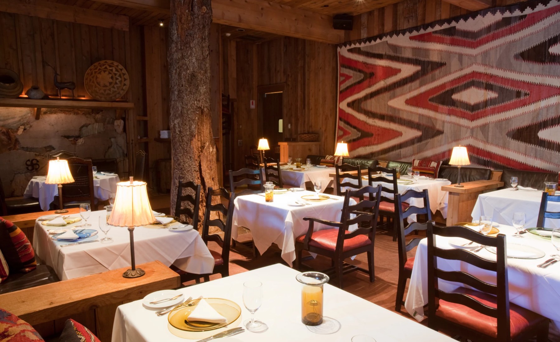 Sundance-Tree-Room-dining.png