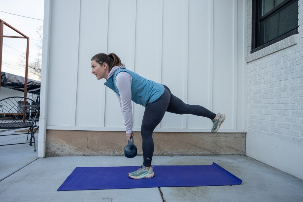 Enhancing Outdoor Sports Performance with Single Leg Balance Training